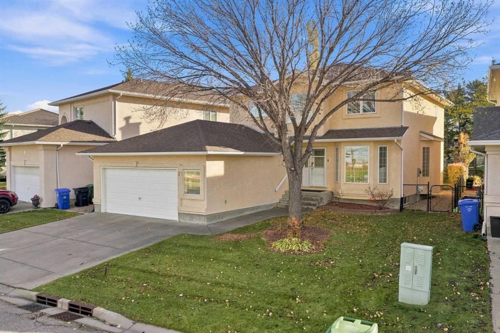 31 Hampstead Close NW, Calgary — photo 2 of 46
