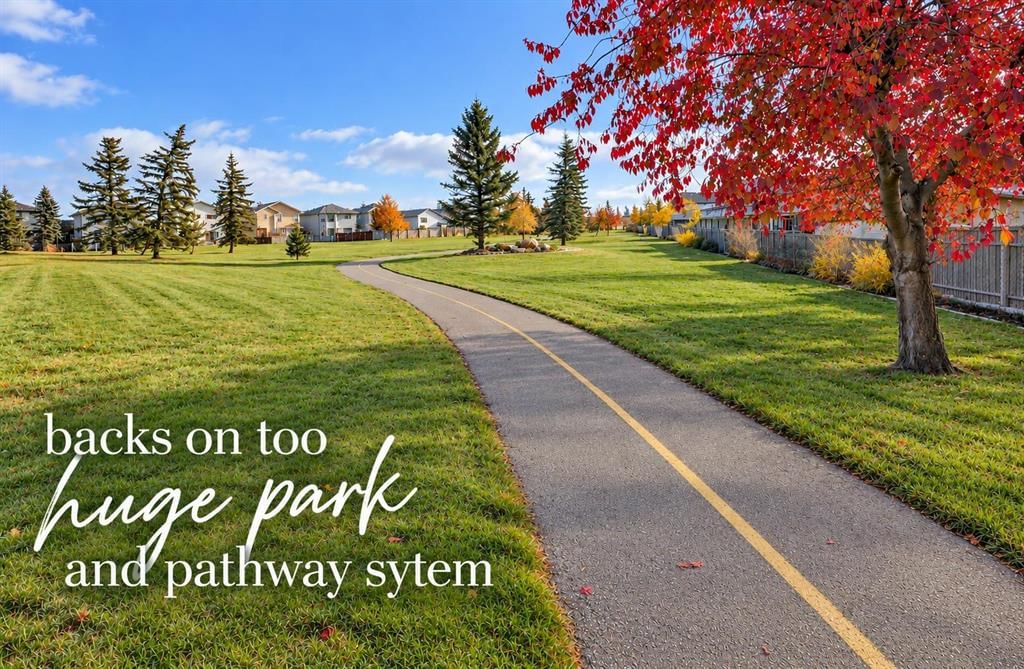 158 Saratoga Close NE, Calgary — main listing photo