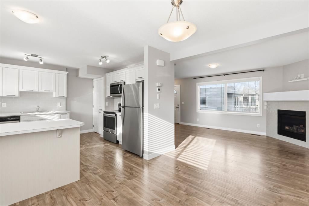 311 Killarney Glen Court SW, Calgary — photo 5 of 25