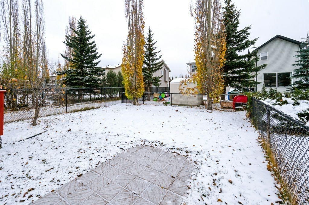 71 Cougarstone Court SW, Calgary — photo 2 of 38