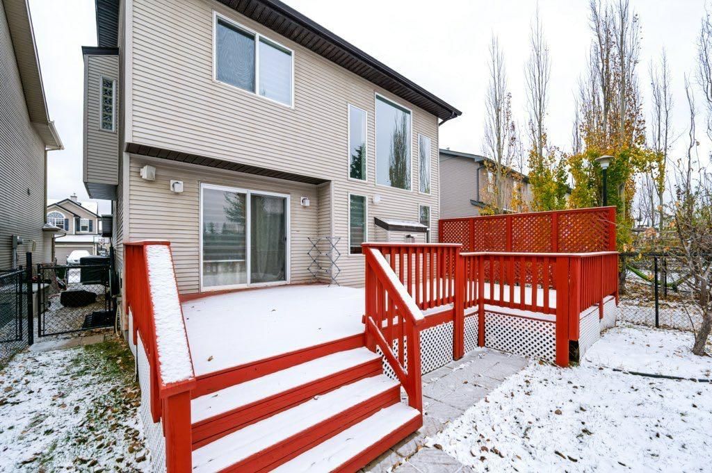 71 Cougarstone Court SW, Calgary — photo 3 of 38
