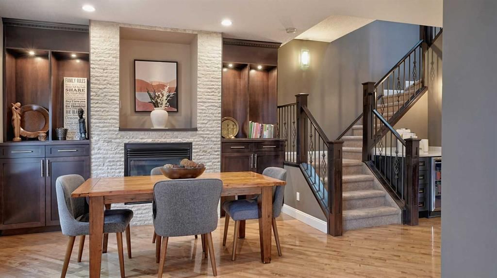 2211A 33 Street SW, Calgary — photo 3 of 29