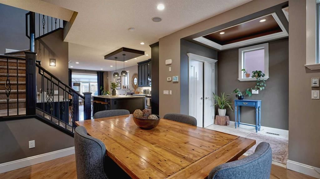 2211A 33 Street SW, Calgary — photo 5 of 29
