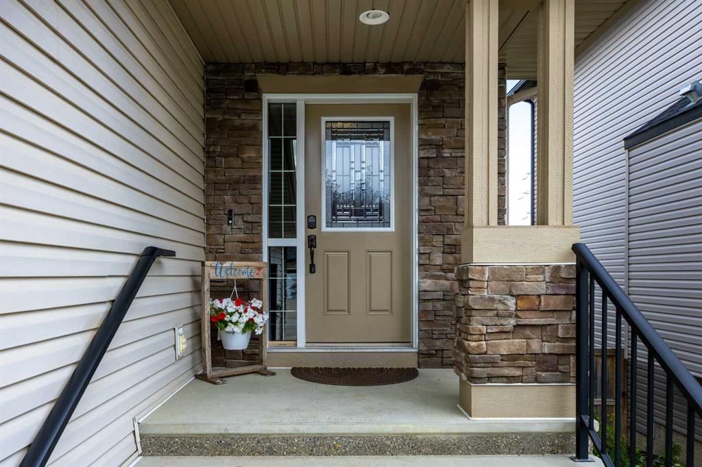 108 Rainbow Falls Row, Chestermere — photo 2 of 50