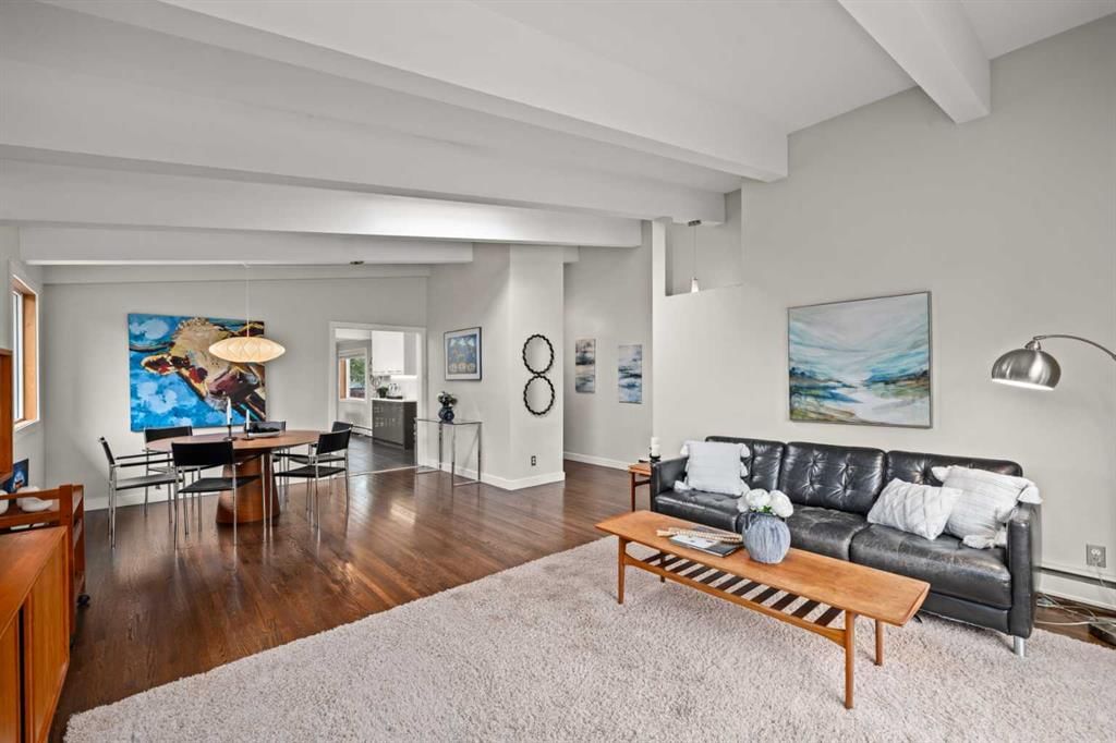 92 Chinook Drive SW, Calgary — photo 2 of 48