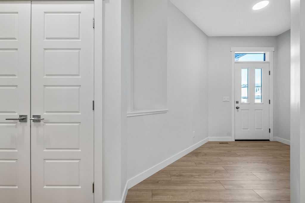 322 Hotchkiss Common SE, Calgary — photo 2 of 28