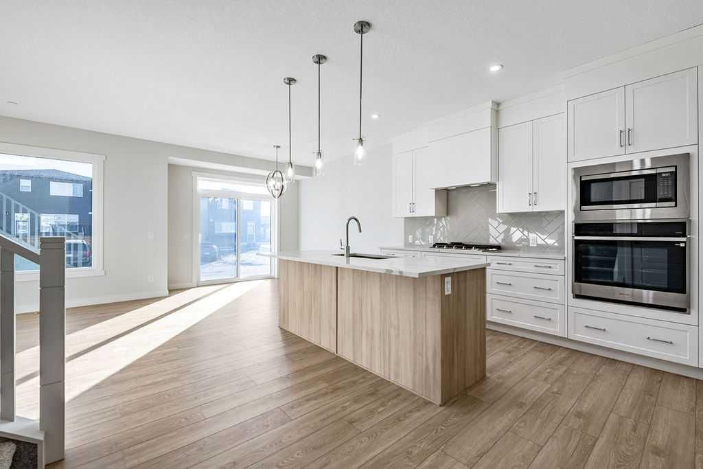 322 Hotchkiss Common SE, Calgary — photo 4 of 28