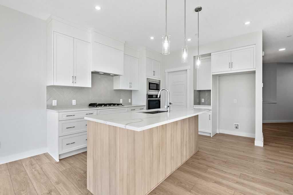 322 Hotchkiss Common SE, Calgary — photo 5 of 28