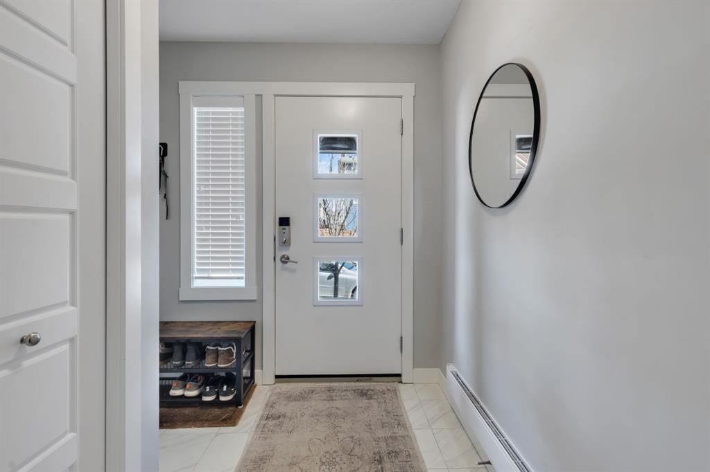 11 Sage Bluff Gate NW, Calgary — photo 3 of 38