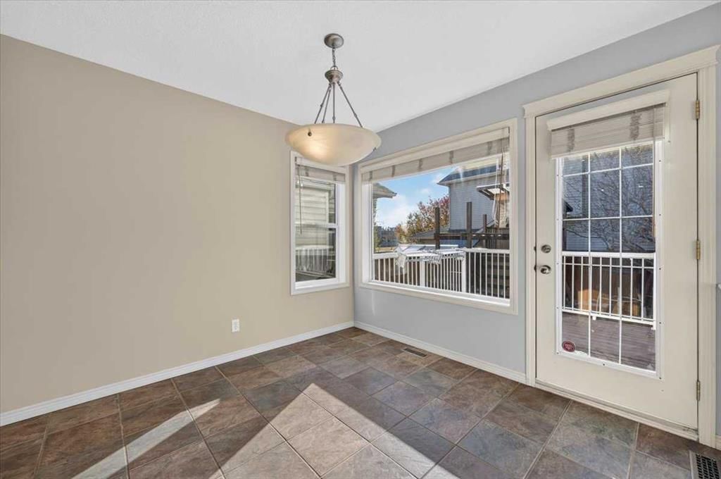 238 New Brighton Circle SE, Calgary — photo 5 of 48