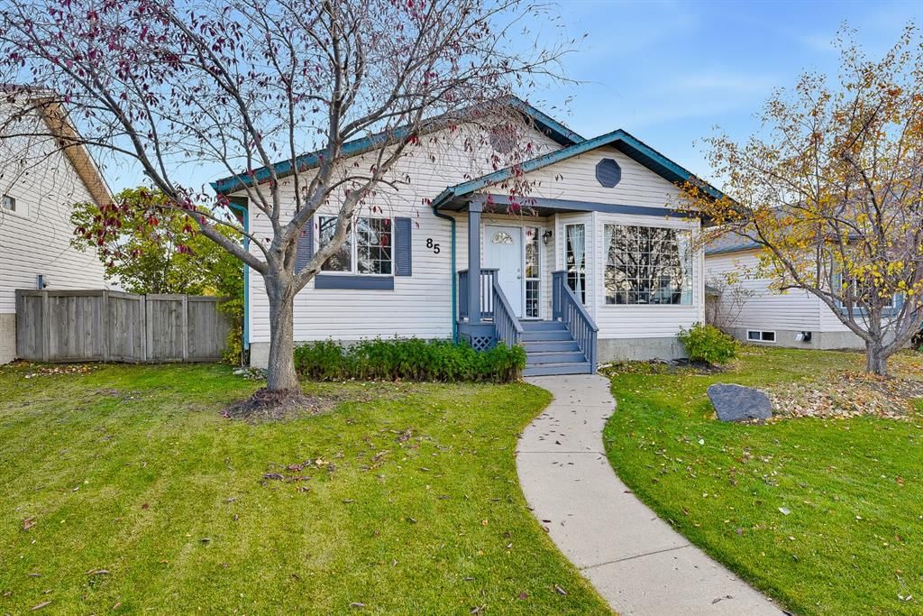 85 West Mcdougal Road, Cochrane — photo 2 of 45