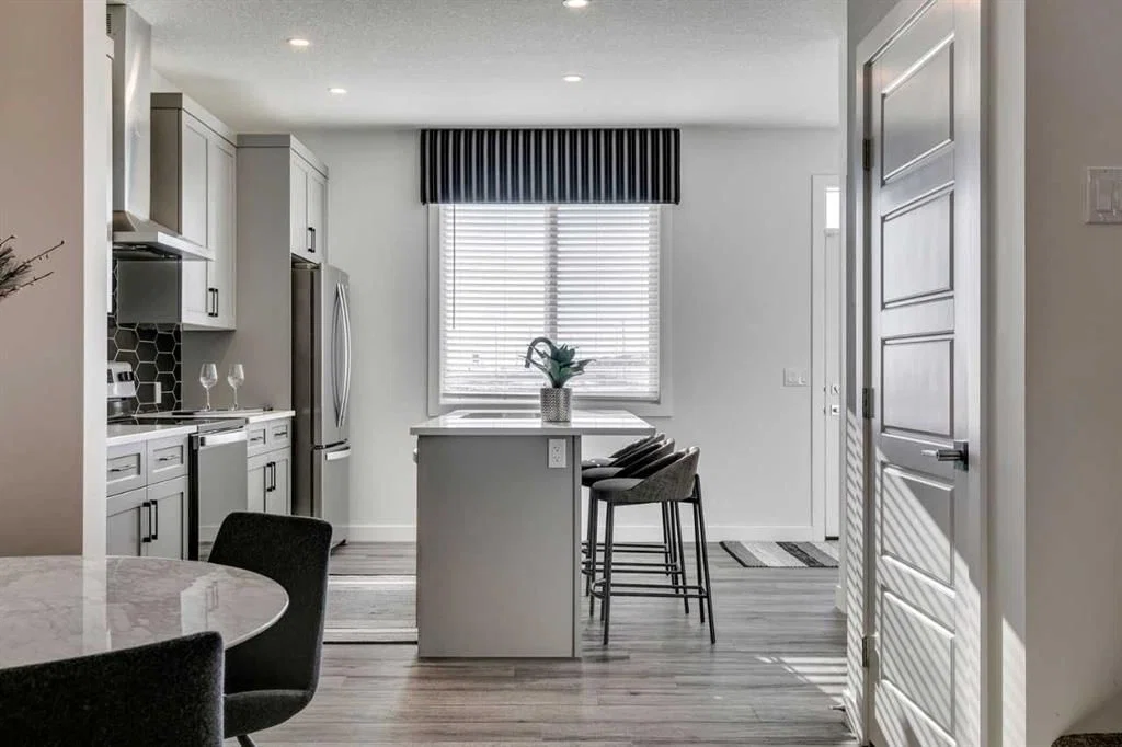459 Buffaloberry Manor SE, Calgary — photo 5 of 14