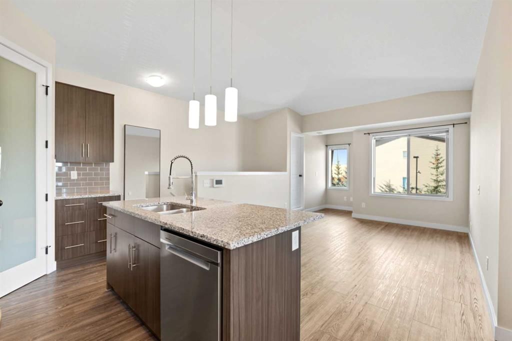 1921, 2461 Baysprings Link SW, Airdrie — photo 4 of 31
