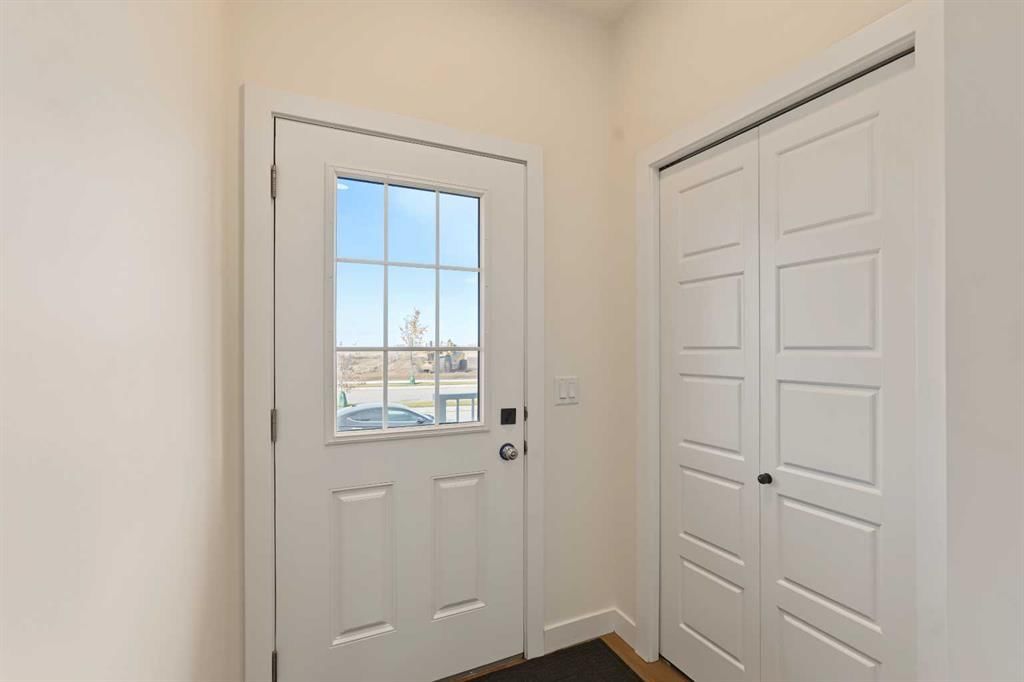 193 Bridgeport Gate, Chestermere — photo 3 of 38