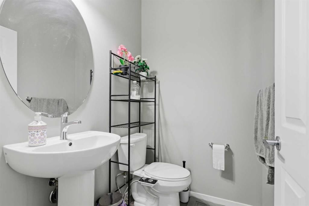 124 Cityline Square NE, Calgary — photo 5 of 29