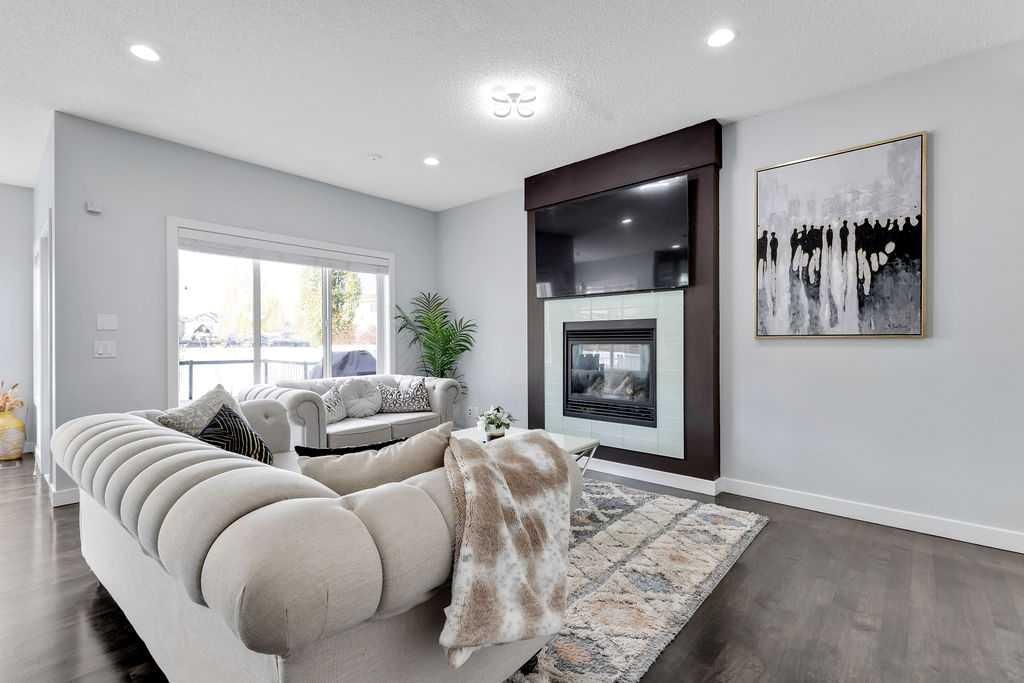 87 Brightonstone Passage SE, Calgary — photo 4 of 35