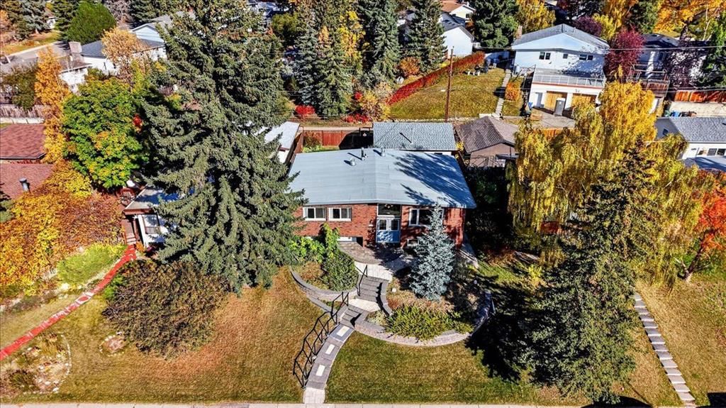 5739 Dalmead Crescent NW, Calgary — photo 2 of 50