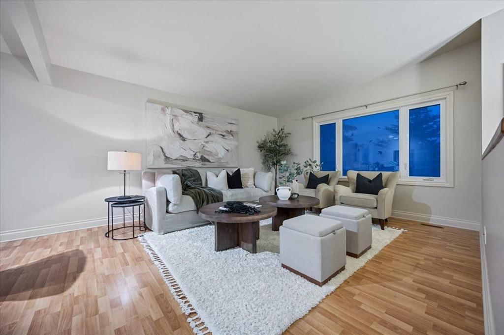 5739 Dalmead Crescent NW, Calgary — photo 4 of 50