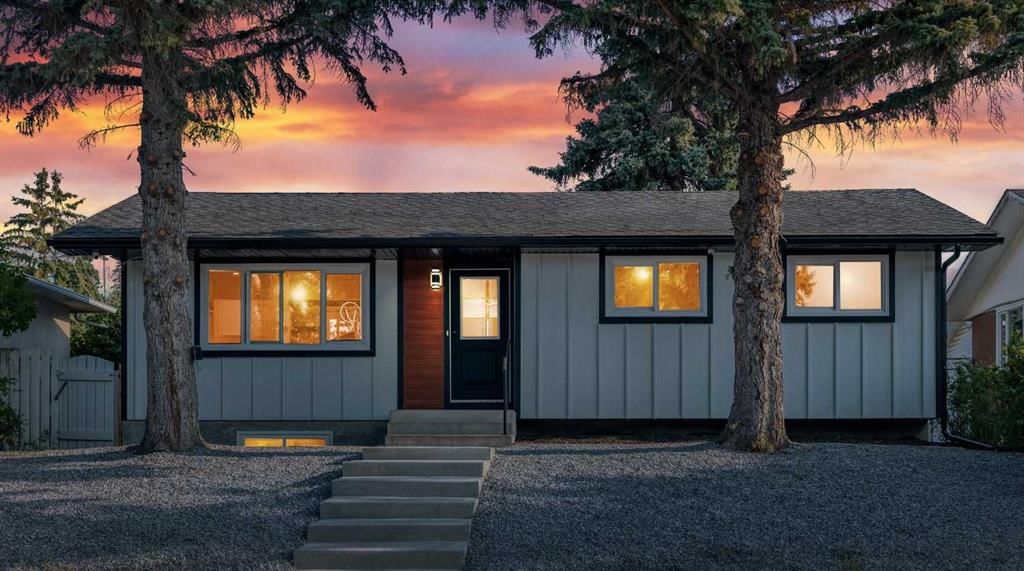 808 Avonlea Place SE, Calgary — photo 3 of 35