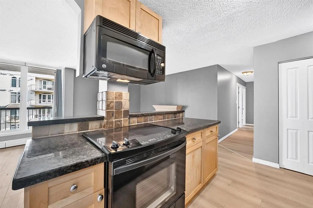 501, 1312 13 Avenue SW, Calgary — photo 4 of 21