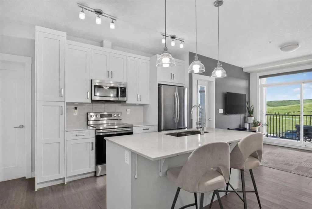217, 10 Walgrove Walk SE, Calgary — photo 2 of 45