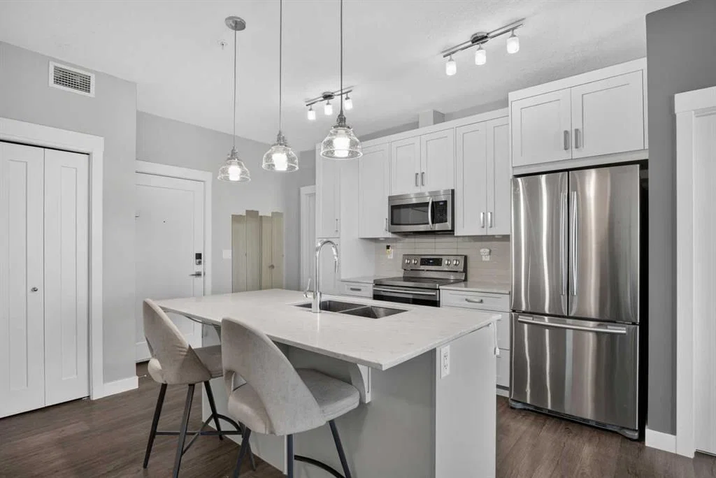 217, 10 Walgrove Walk SE, Calgary — photo 4 of 45
