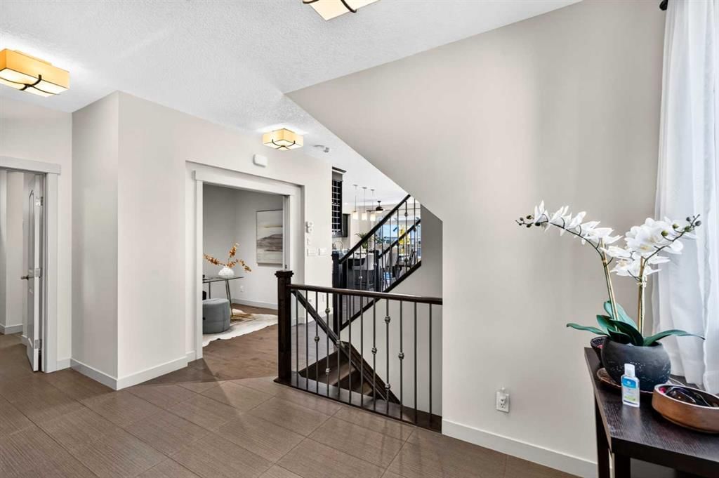 78 Cranarch View SE, Calgary — photo 4 of 49