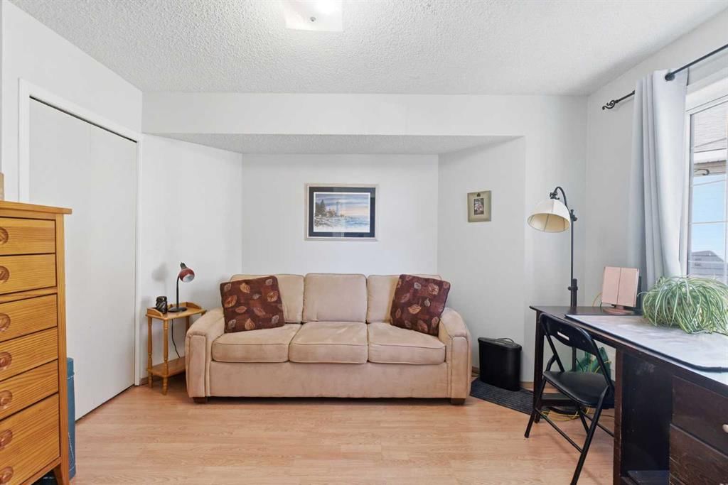 110 Somervale Point SW, Calgary — photo 4 of 48
