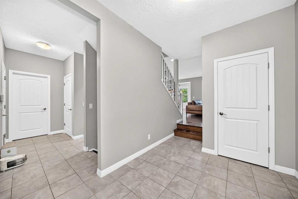 164 Auburn Springs Close SE, Calgary — photo 3 of 49