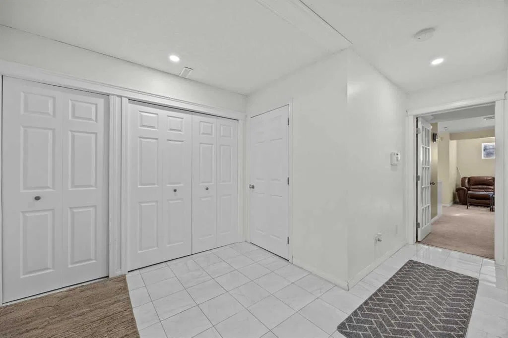 203 St Moritz Drive SW, Calgary — photo 5 of 50