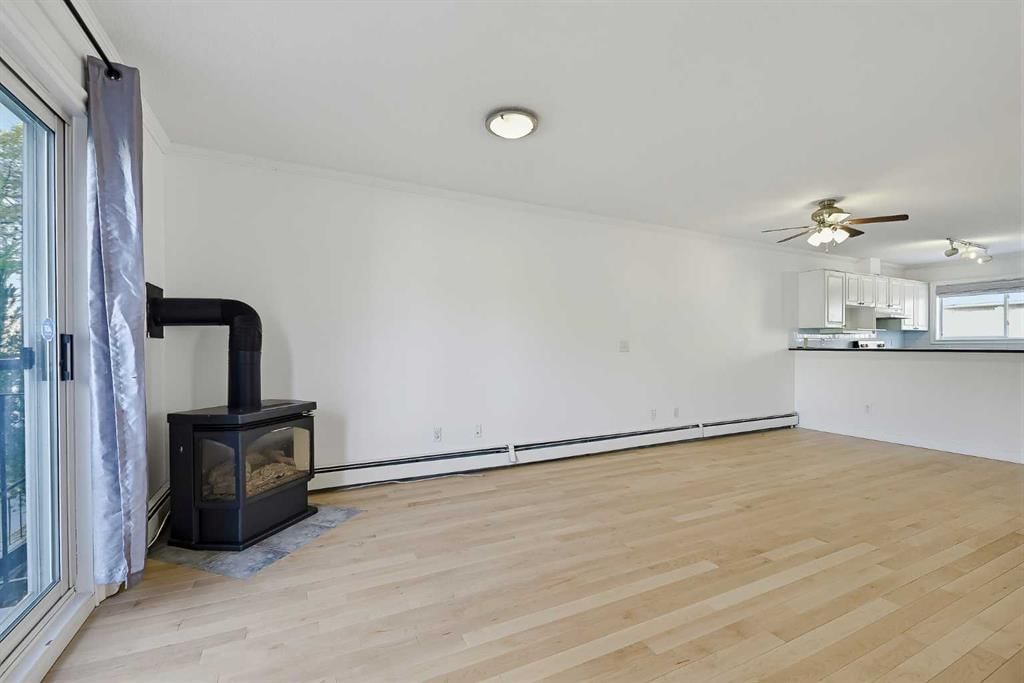 1215 15 Avenue SW, Calgary — photo 5 of 26