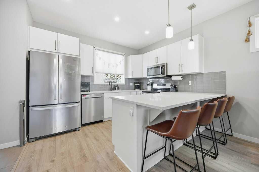 313 Seton Circle SE, Calgary — main listing photo