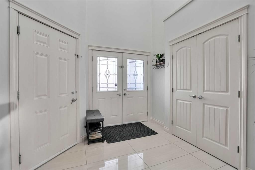 293 Saddlelake Drive NE, Calgary — photo 4 of 50