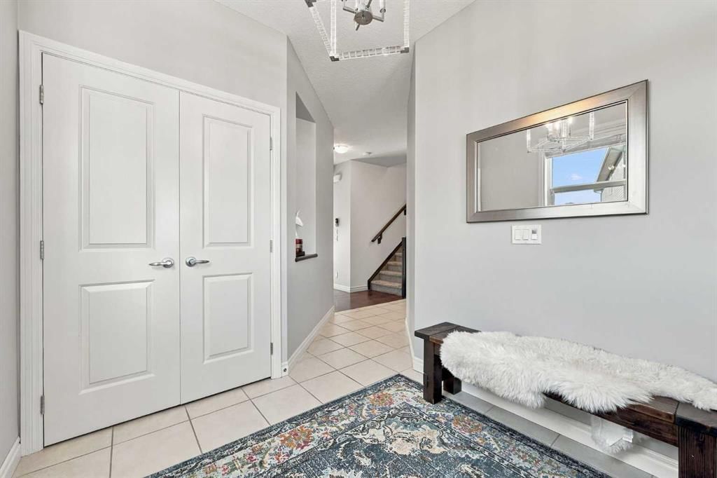 62 Cimarron Springs Circle, Okotoks — photo 4 of 41