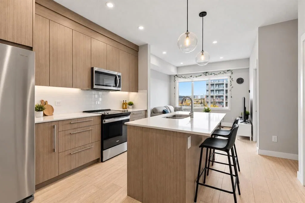 1218, 395 Skyview Parkway NE, Calgary — photo 3 of 18
