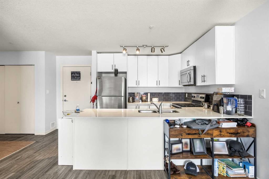 2210, 181 Skyview Ranch Manor NE, Calgary — photo 3 of 25