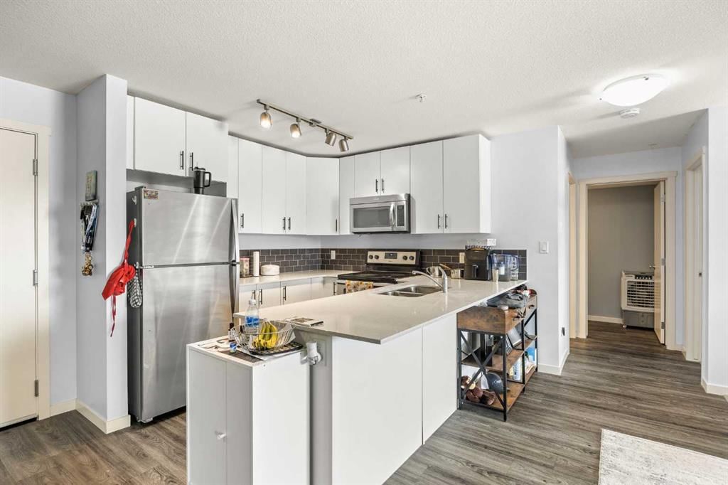 2210, 181 Skyview Ranch Manor NE, Calgary — photo 4 of 25