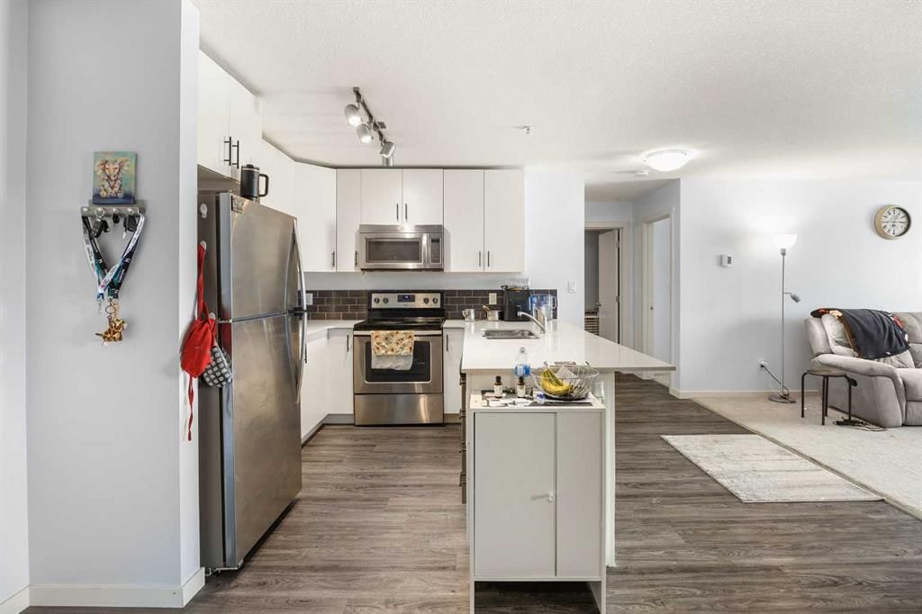 2210, 181 Skyview Ranch Manor NE, Calgary — photo 5 of 25