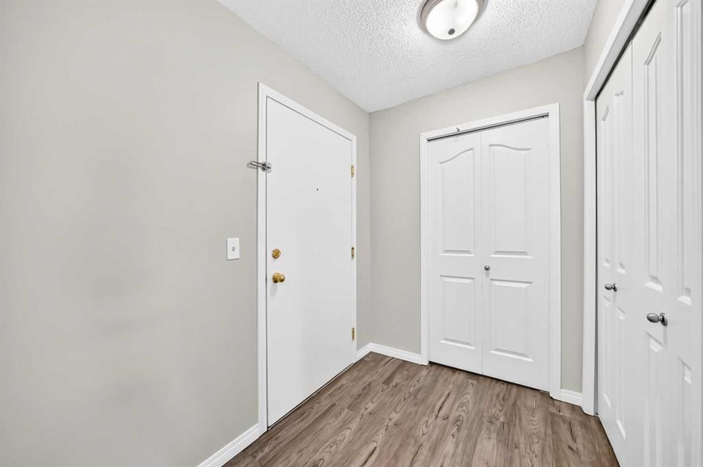 2105, 2371 Eversyde Avenue SW, Calgary — photo 3 of 26