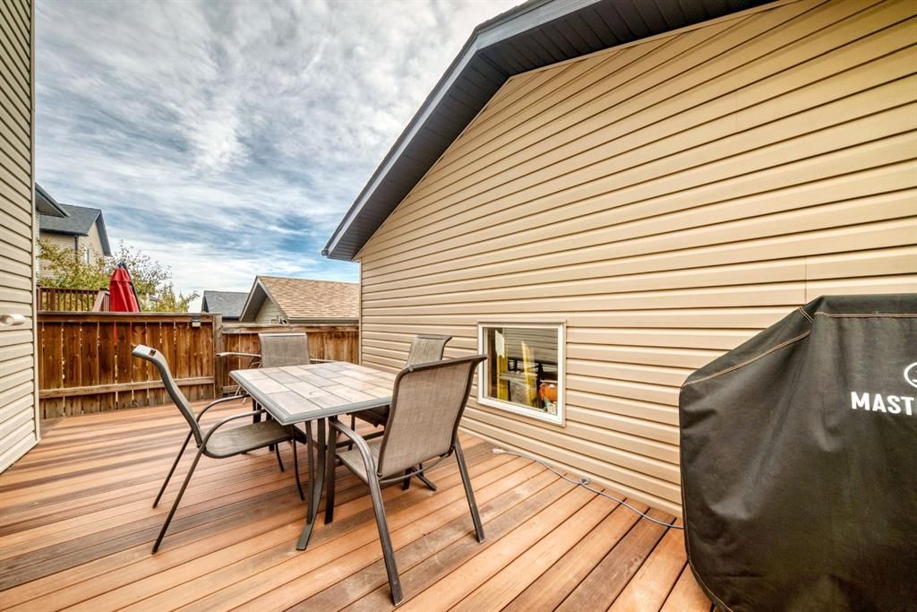 2132 Reunion Square NW, Airdrie — photo 3 of 44