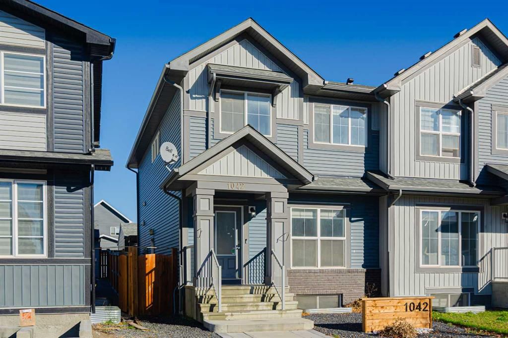 1042 Carrington Boulevard NW, Calgary — photo 2 of 31