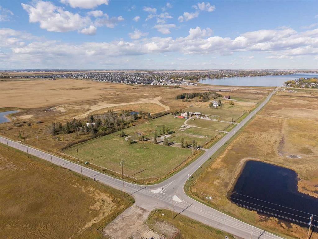 240017 Range Road 282, Chestermere — photo 5 of 11