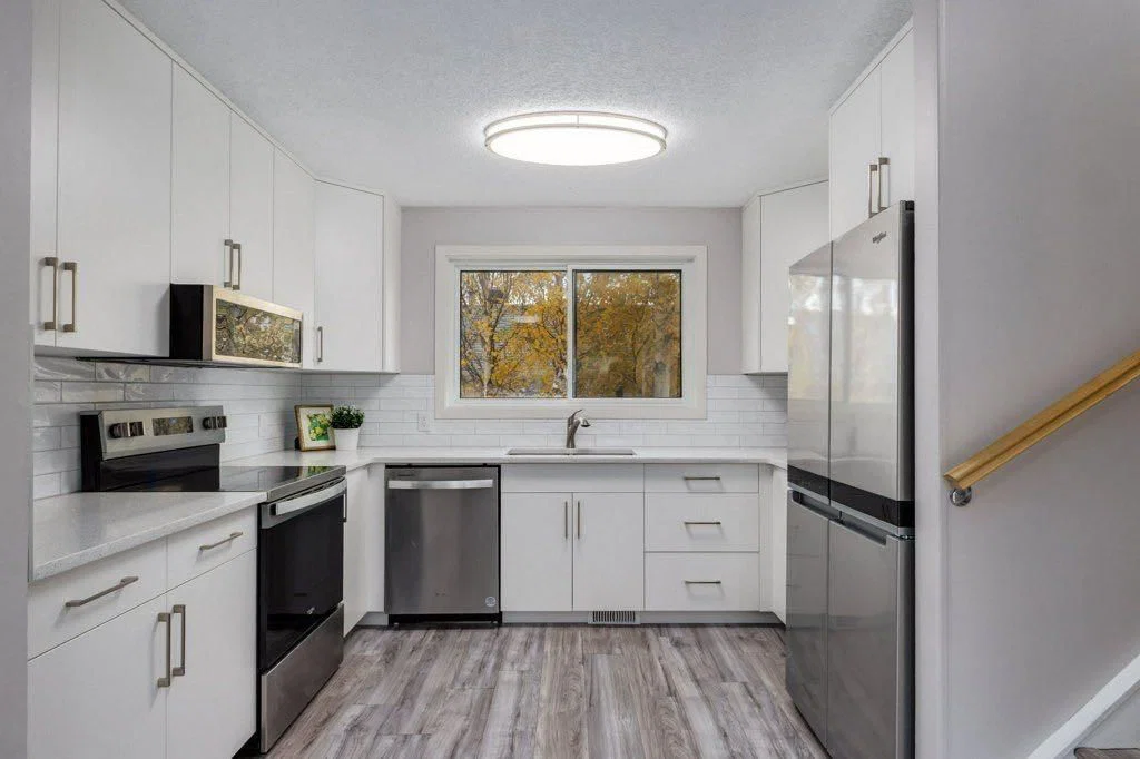 228 Deer Ridge Place SE, Calgary — photo 5 of 41