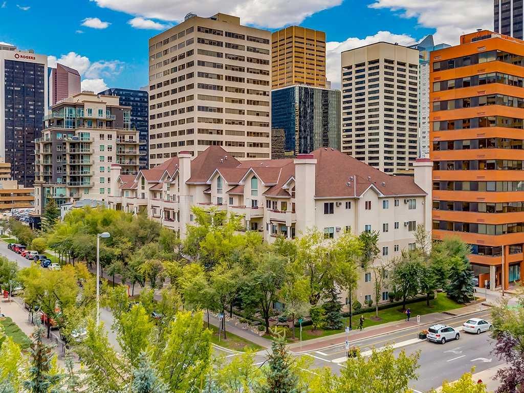401, 777 3 Avenue SW, Calgary — photo 3 of 41