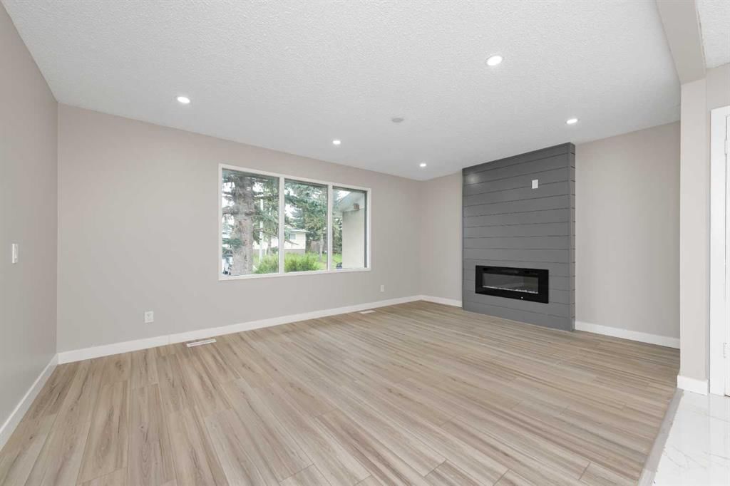 43 Maranda Close NE, Calgary — photo 3 of 41