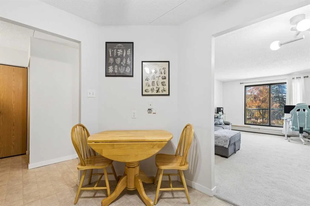 203, 5204 Dalton Drive NW, Calgary — photo 5 of 27
