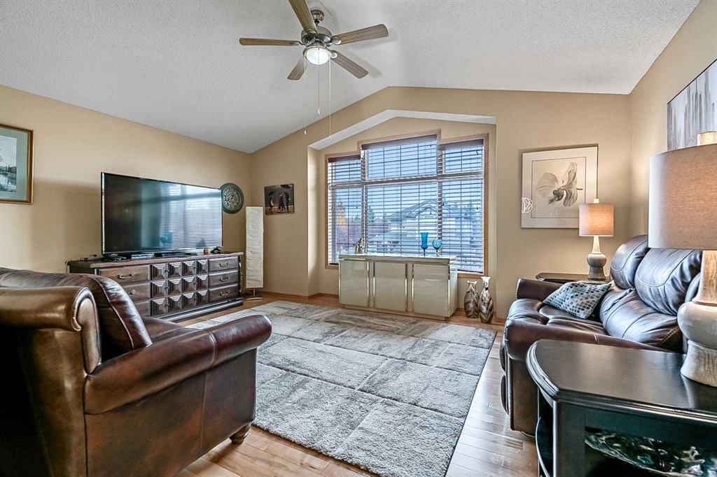 202 Crystal Green Place, Okotoks — photo 5 of 49