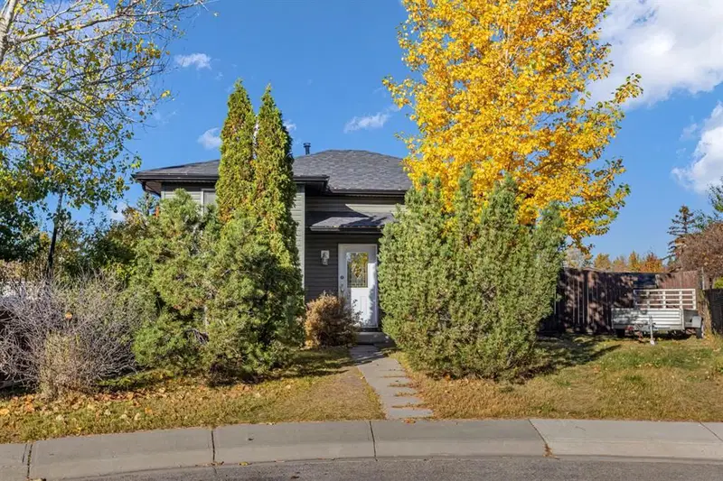 139 Falton Way NE, Calgary — main listing photo
