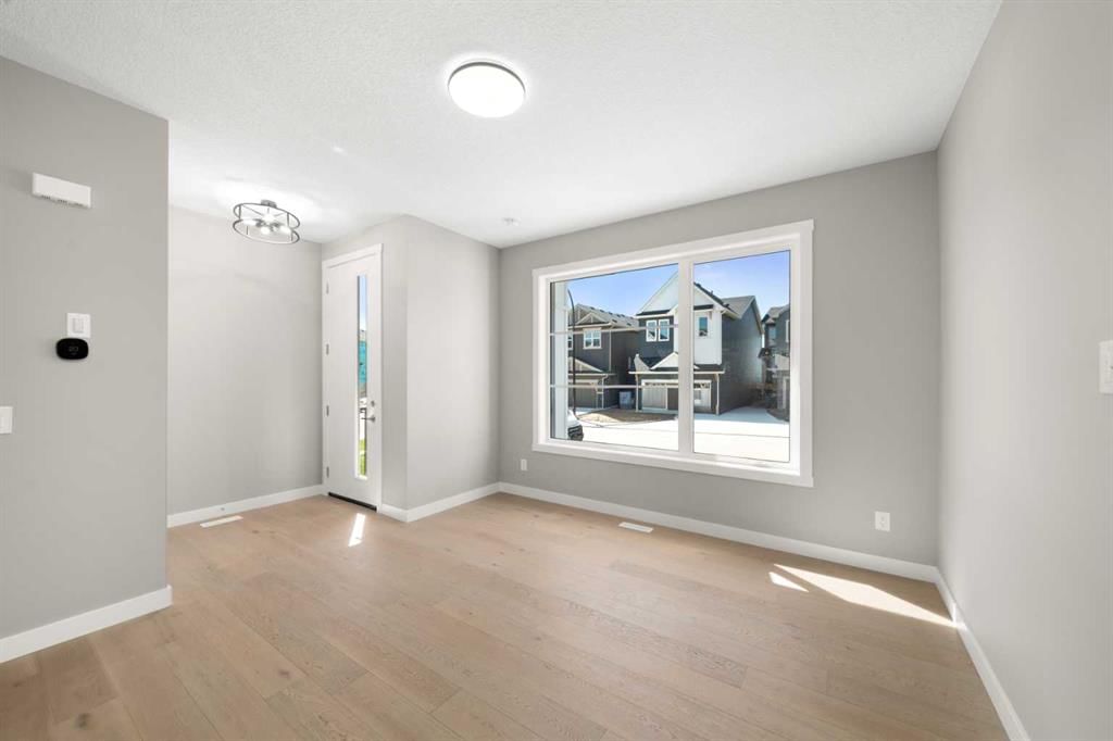 78 Sora Gardens SE, Calgary — photo 2 of 11