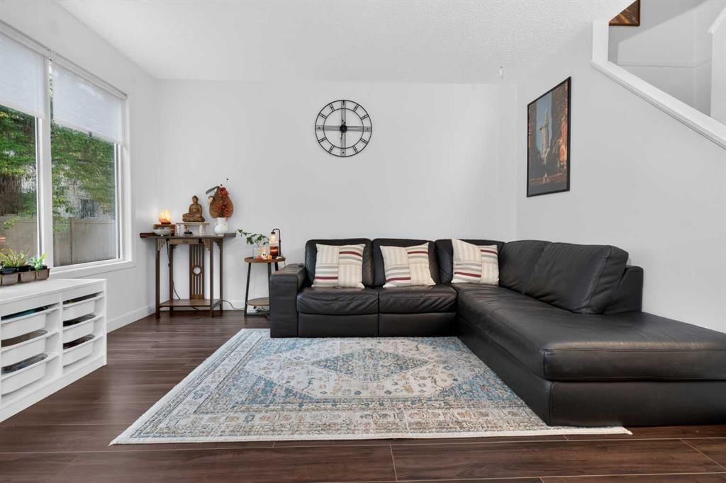 442, 406 Blackthorn Road NE, Calgary — photo 3 of 42